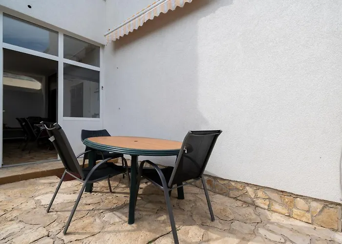 Apartment By The Sea Sveti Marko, Pag - 21654 Kolan